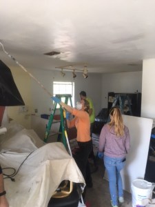 painting-the-ceiling